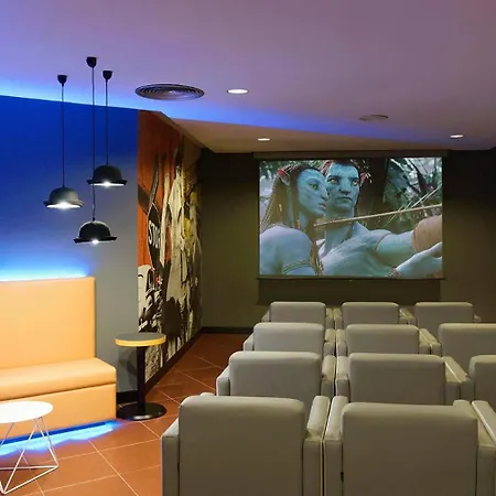 Servatur Waikiki פלאייה דל אינגלז