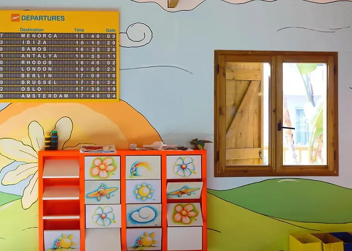 Servatur Waikiki Готель 4*