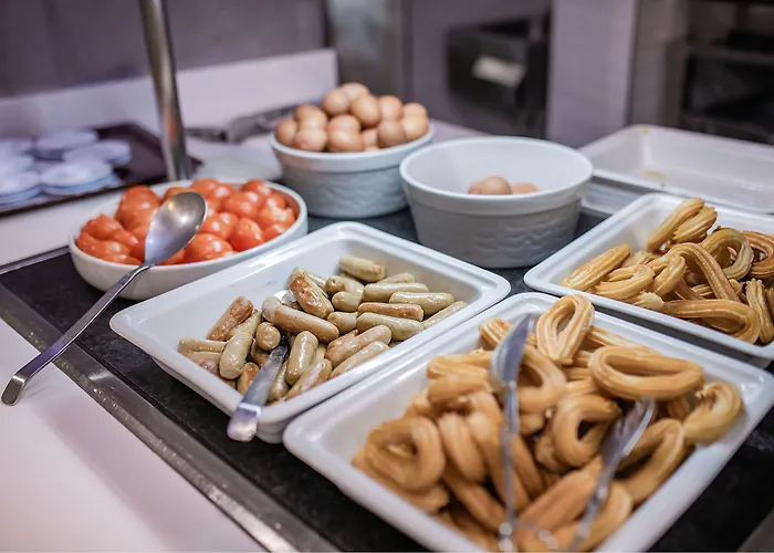 מלון Servatur Waikiki