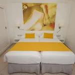 Servatur Waikiki Hotel