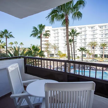 Szálloda Servatur Waikiki