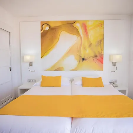 Servatur Waikiki Szálloda 4*