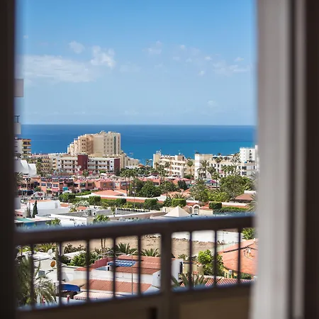 Hotel Servatur Waikiki 4*