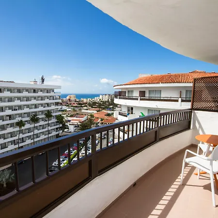 Готель Servatur Waikiki 4*