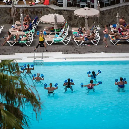 Servatur Waikiki