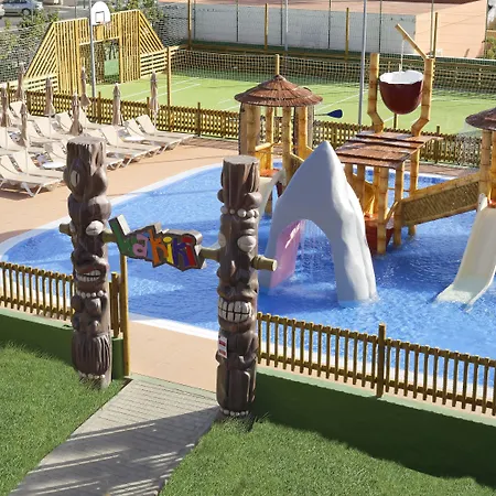 Szálloda Servatur Waikiki 4*