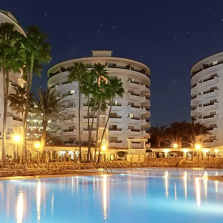 Servatur Waikiki Hotel 4*
