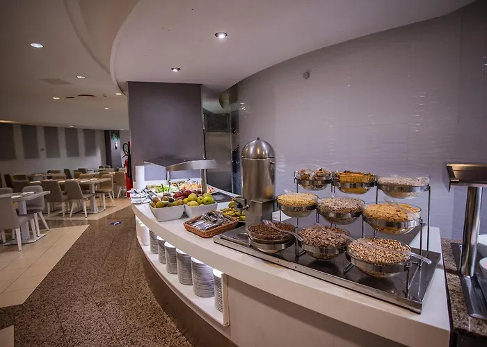 فندق Servatur Waikiki