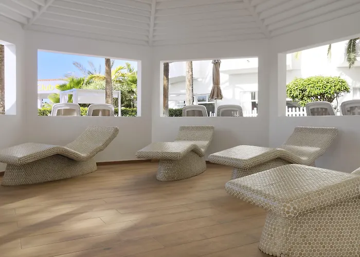 Servatur Waikiki بلايا ديل إنغلز