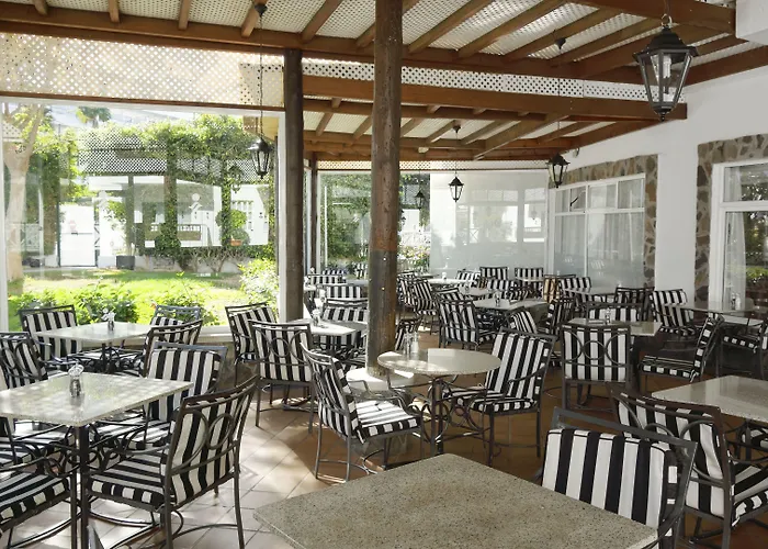 فندق Servatur Waikiki بلايا ديل إنغلز