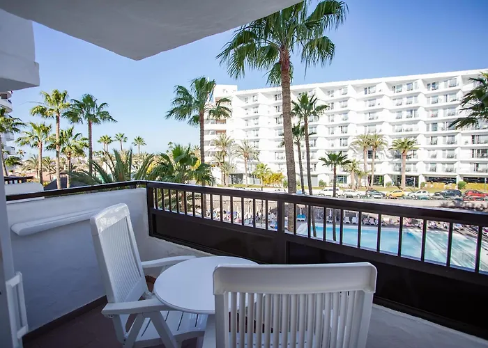 Hotel Servatur Waikiki