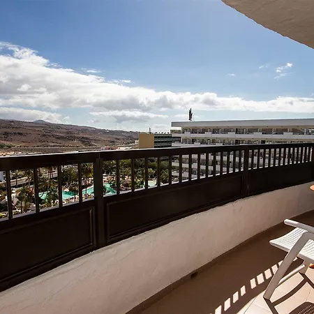Szálloda Servatur Waikiki 4*