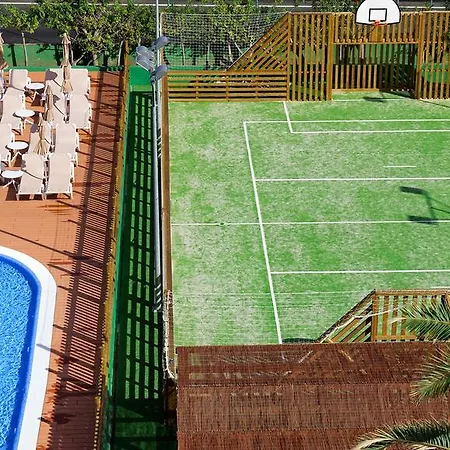 Szálloda Servatur Waikiki 4*