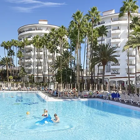Szálloda Servatur Waikiki 4*