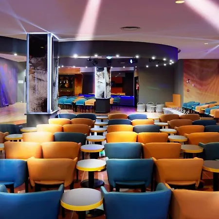 Servatur Waikiki Szálloda 4*